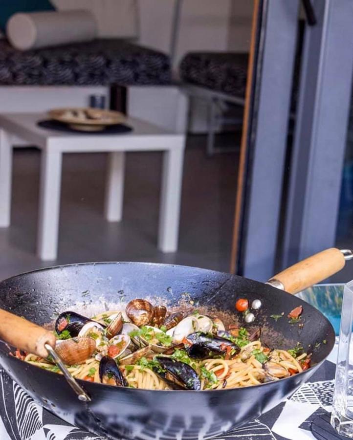 Vela Bianca Premium Lägenhet Letojanni Exteriör bild