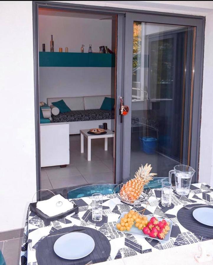 Vela Bianca Premium Lägenhet Letojanni Exteriör bild
